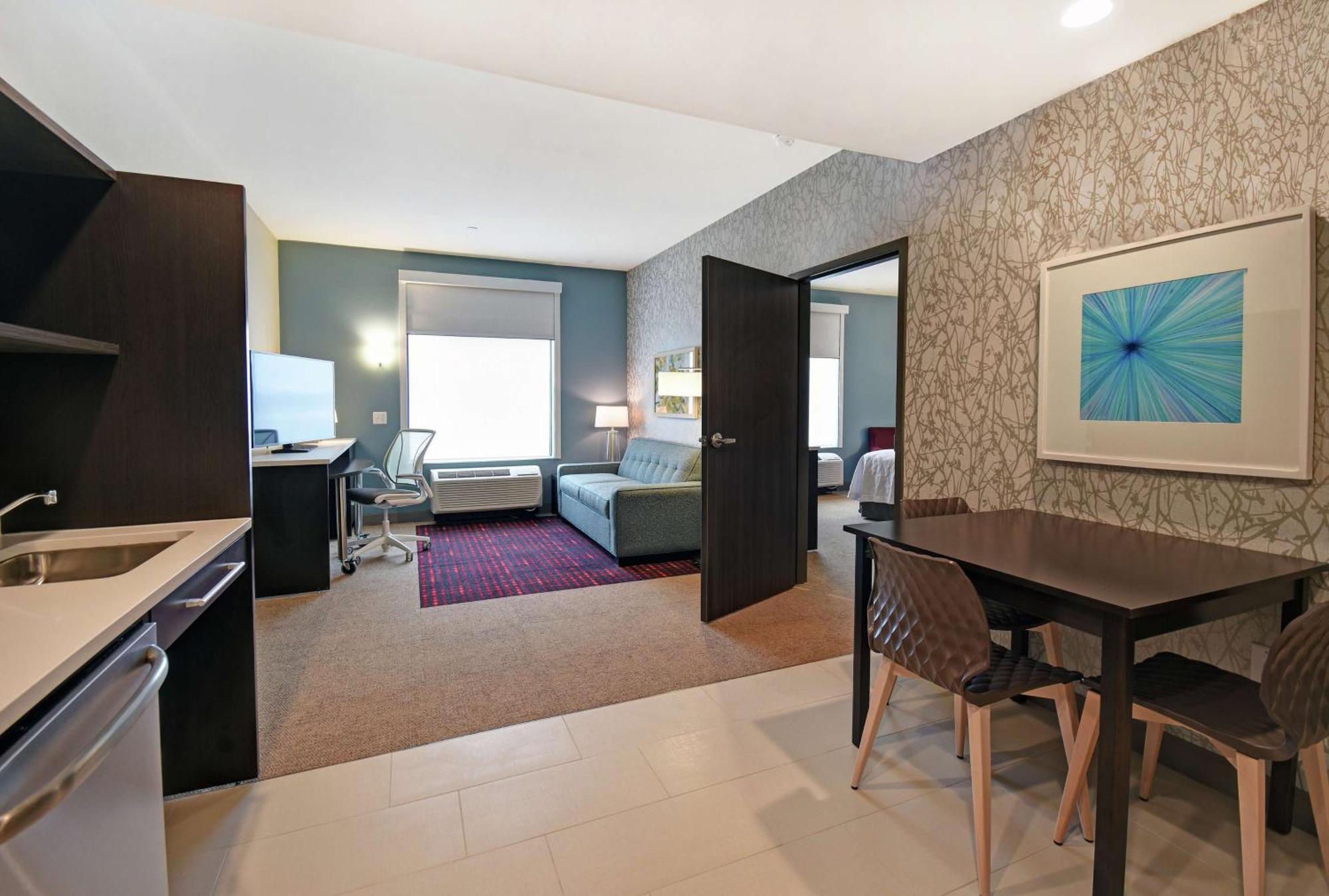 Home2 Suites By Hilton Beloit Exterior photo